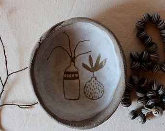 Pinched ceramic oval dish, Ceramic bowl, Small pottery bowl, Ceramic trinket dish, Small pottery bowl, Wabi sabi ceramic bowl, Stoneware