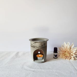 Keramisk eterisk oljebrännare – Svart lera keramik, vaxbrännare handgjord