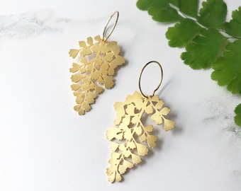 Goldfarbenes Frauenhaar Farn Ohrringe - Geschenk fr Pflanzenliebhaber -  Etsy.de
