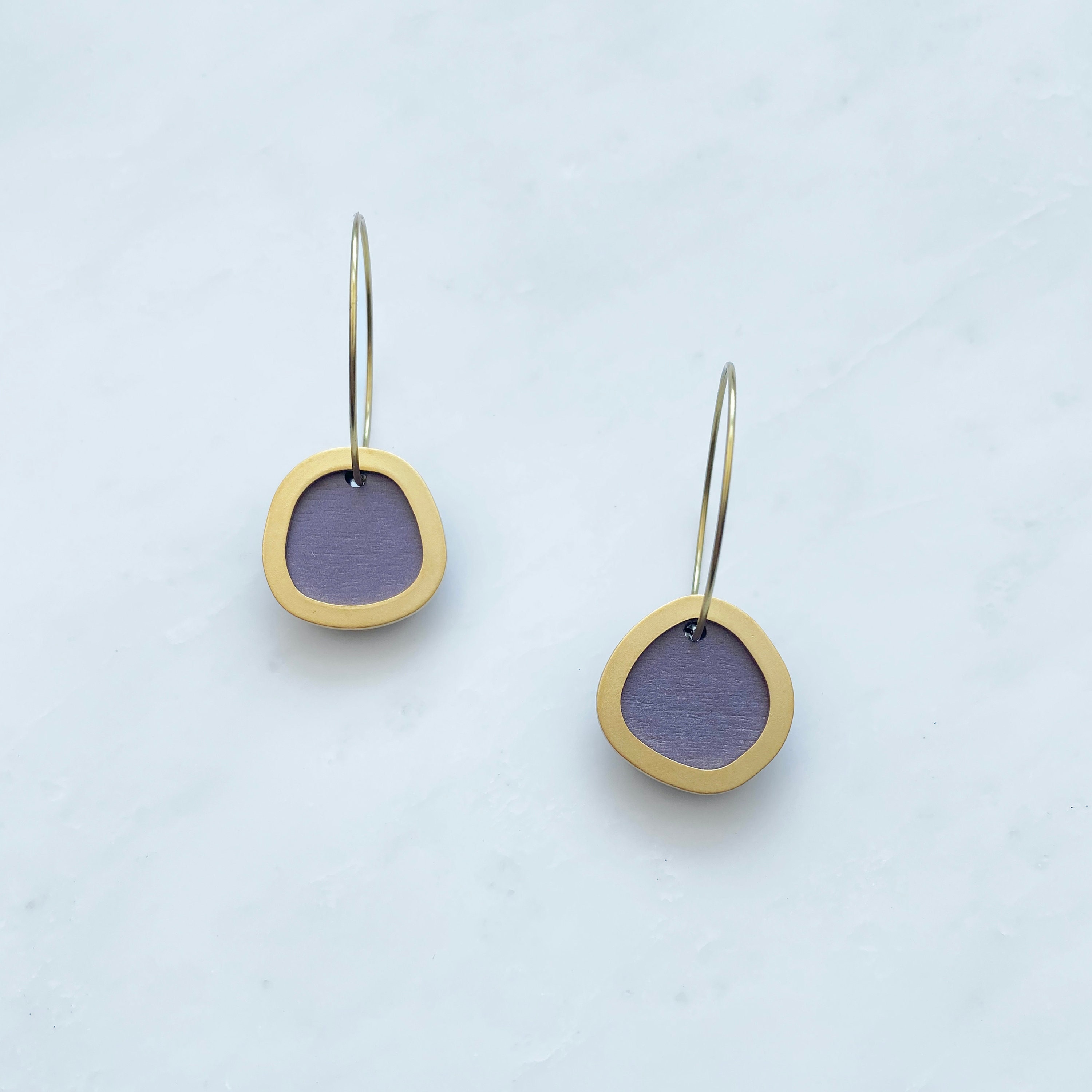 Minimal Circle Hoop Earrings - Lilac & Gold