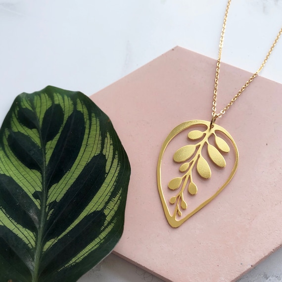 Calathea Leaf Necklace Gold Leaf 