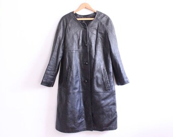 Minimal Black Leather 90s Jacket