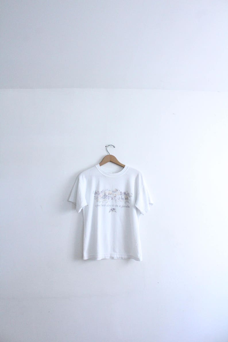 Gardening Lovers 90s Tee