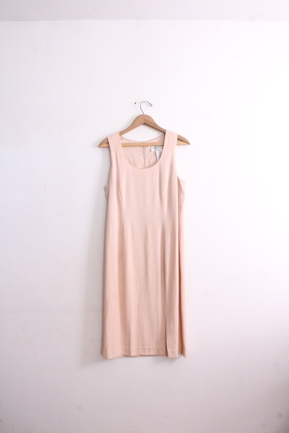 Minimal Beige 90s Shift Dress