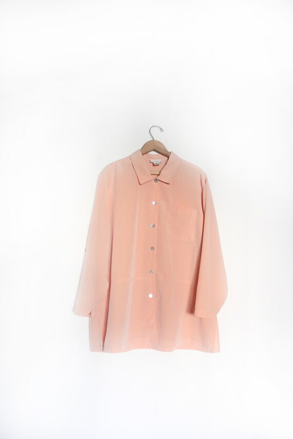 Minimal Loose Pink 90s Blouse