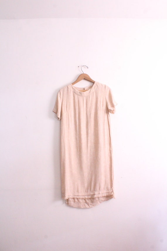 Minimal Sand 90s Mini Dress