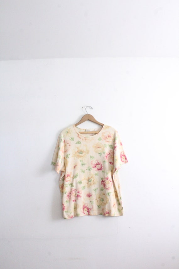 Pastel Yellow Floral 90s Tee