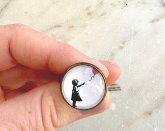 Art Ring *Banksy heart*
