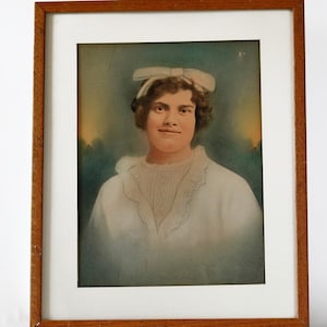 Vintage Portrait Young Woman Late 19th/Early 20th Century 16 x 20/17 x 21
