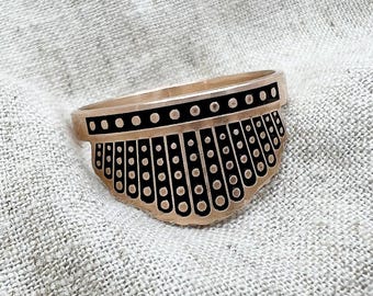Anillo Eleanor Dissent Collar / Anillo feminista RBG / Plata, latón o bronce / Joyería aliada de la jueza Ginsburg / Anillo de protesta por los derechos de las mujeres