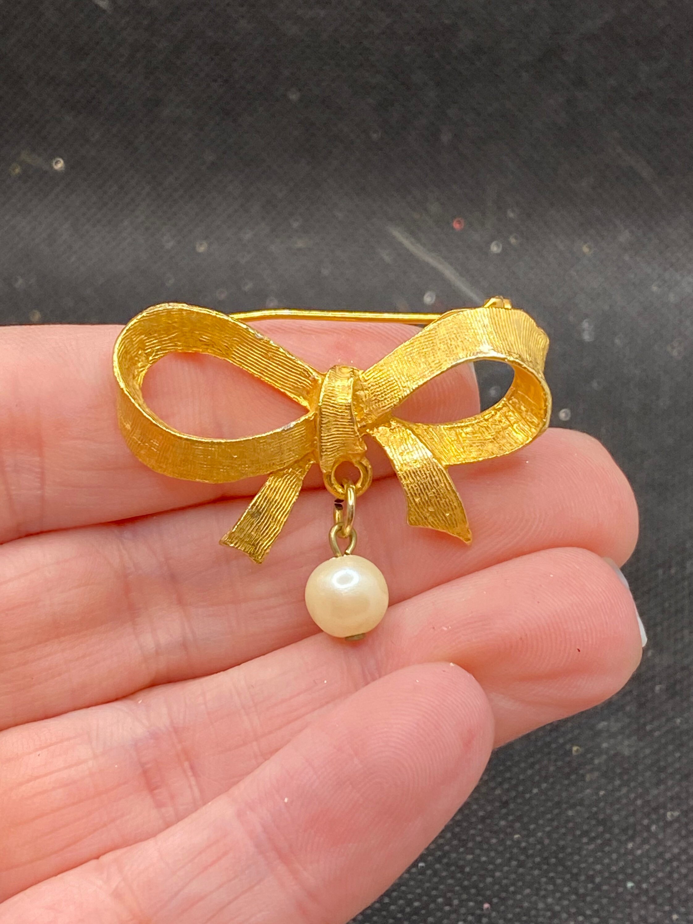 Vintage Bow Pin With Faux Pearl Dubarry Fifth Avenue - Etsy