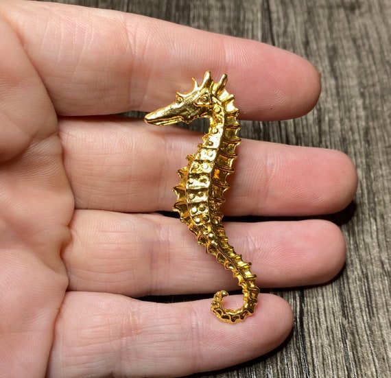 Seahorse pin sale