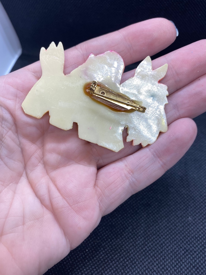 Vintage Scottie Dog Plastic Dogs Pin