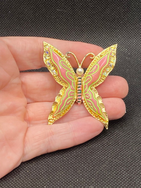 Statement Piece Vintage Butterfly Rhinestones Pin 
