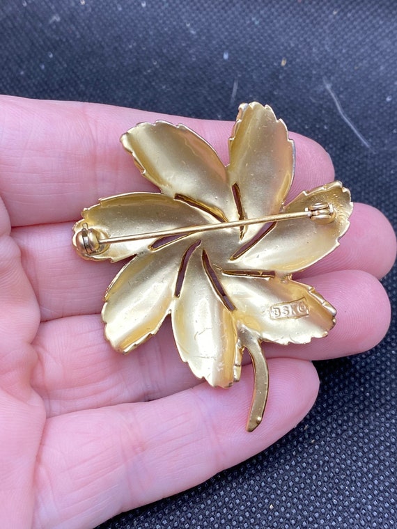 Vintage Flower Faux Pearl pin by BSK - image 2
