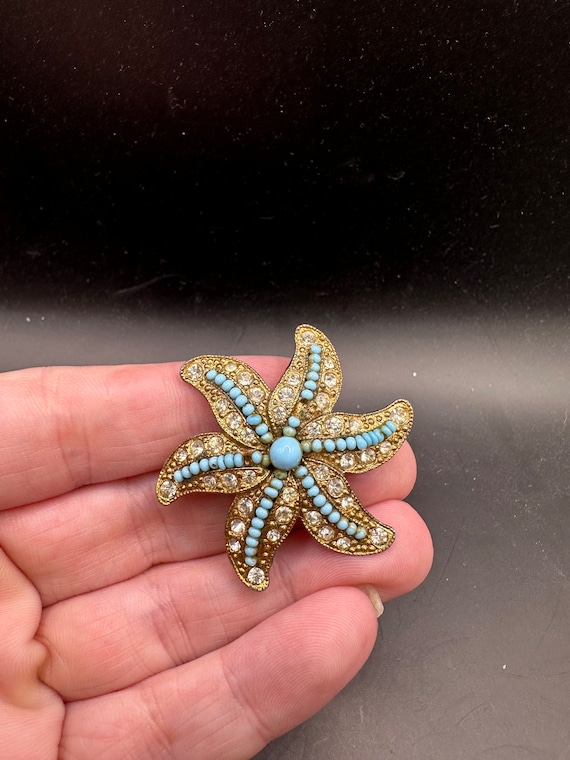 Vintage Rhinestone Starfish Pin by Little Nemo L/N