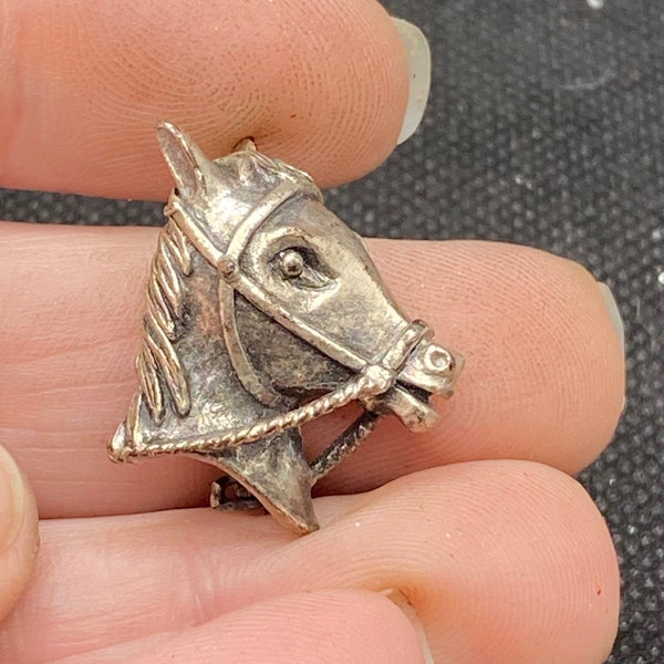 Vintage Small Horse or Pony Head Pin