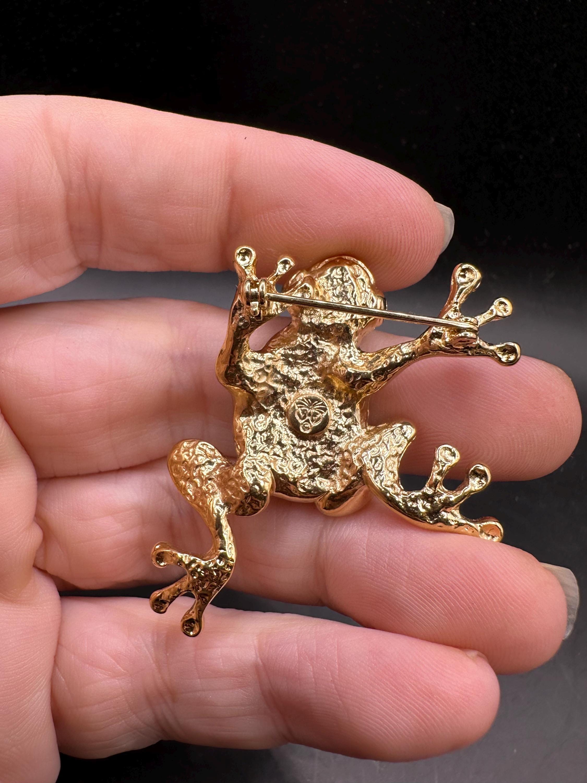 Vintage 22KT GOLD PLATED Vintage Ariki Paua Shell Frog Brooch New