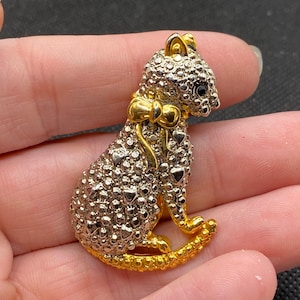 Vintage Cat Pin