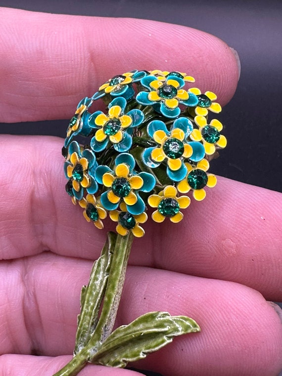 Vintage Enamel Rhinestone Flower Pin - image 6