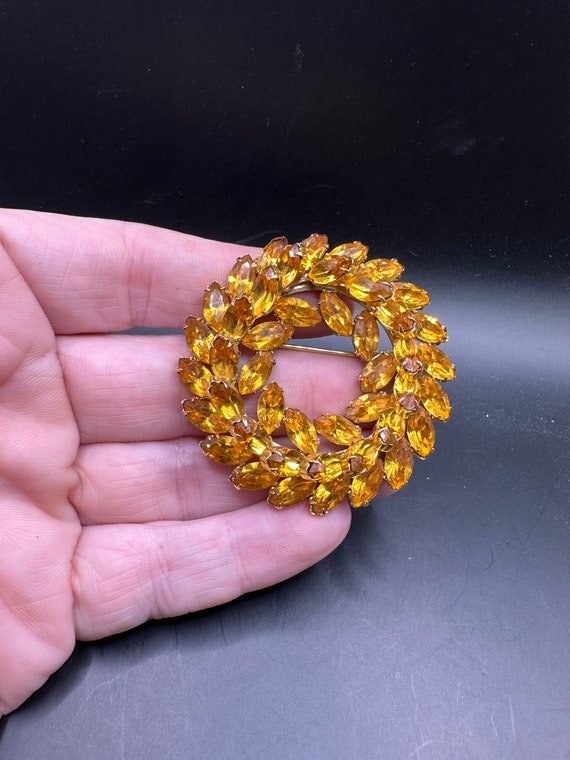 Vintage Weiss Caramel Amber Color Circle Rhinestone P… Gem