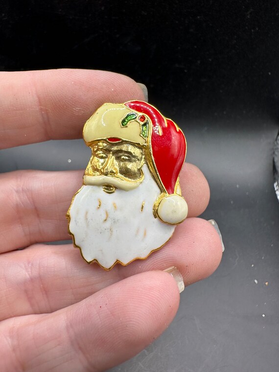 Vintage Santa Claus Christmas Pin - image 1