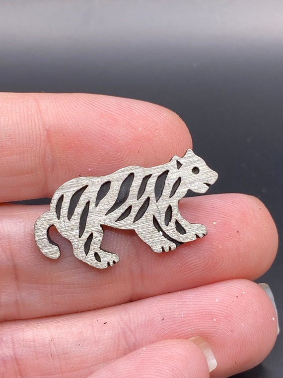 Vintage Tiger Pin - image 1