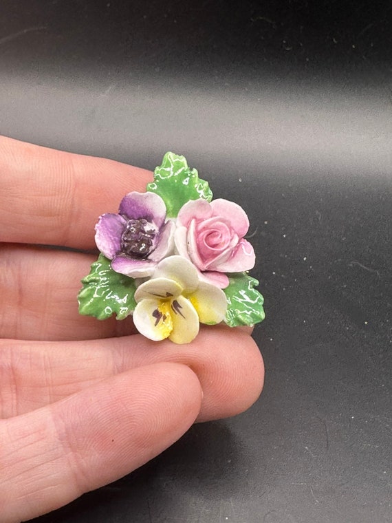 Vintage Resin Enamel Violet Flower Pin Delicate - image 1
