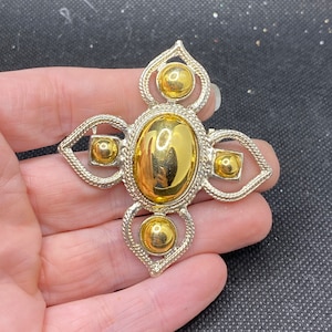 Vintage Large Royal Renaissance Pin Statement Piece