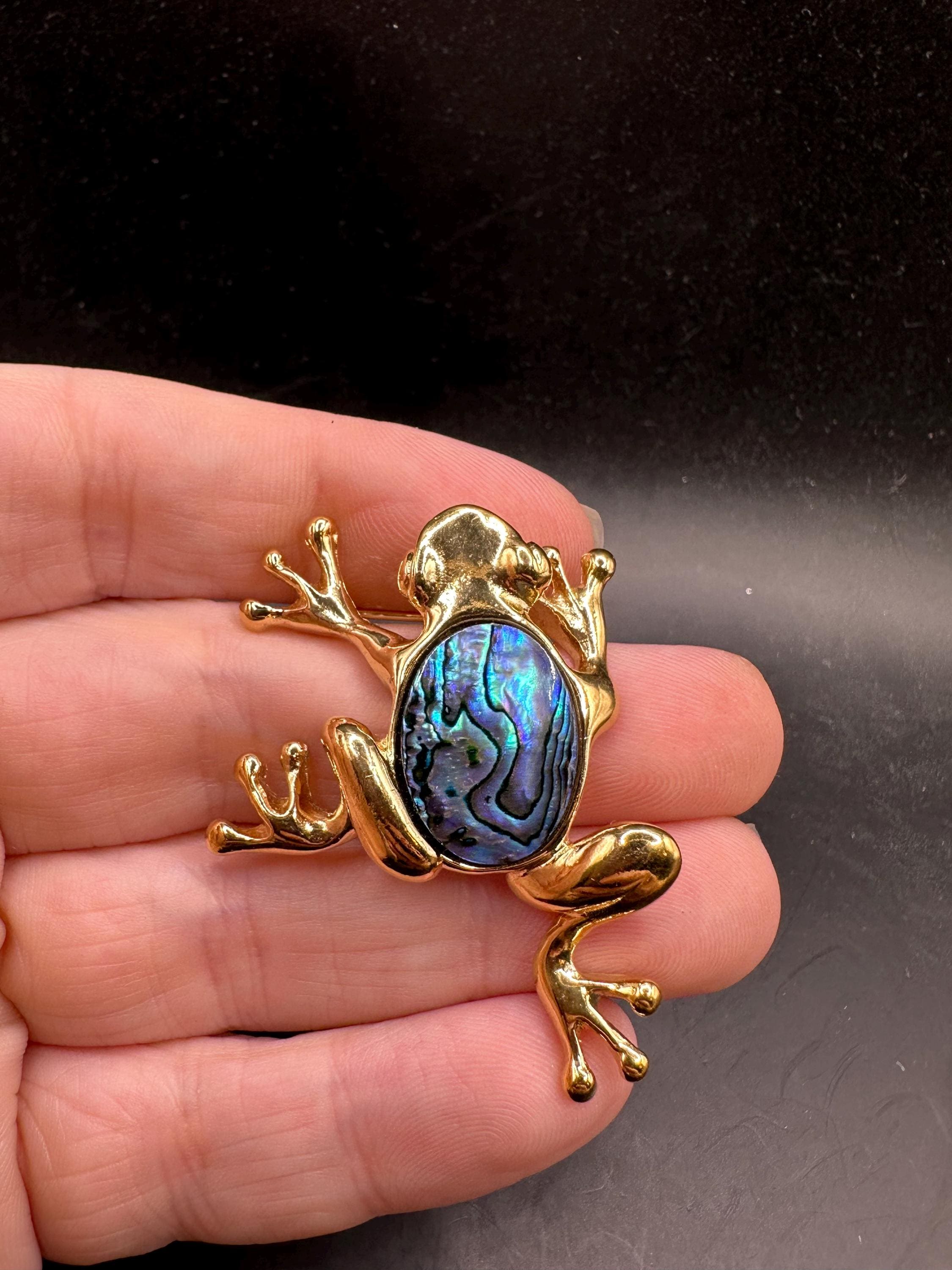 Loroヴィンテージで購入　チャーム Vintage 22KT GOLD PLATED Vintage Ariki Paua Shell Frog Brooch New