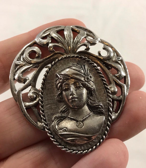 Vintage Art  Nouveau Pin with Woman