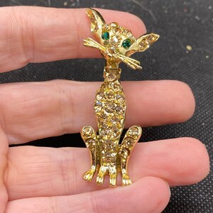 Vintage Mod Mid Century Modern Hip Cat Pin