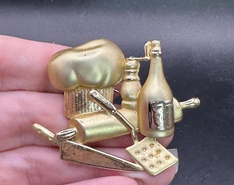 Vintage Apple Pin - Etsy