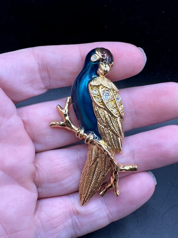 Vintage Bird Starling Robin Swallow Pin in Enamel - image 1