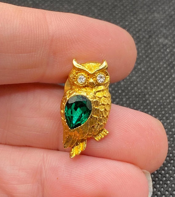 Vintage Tiny Owl Pin