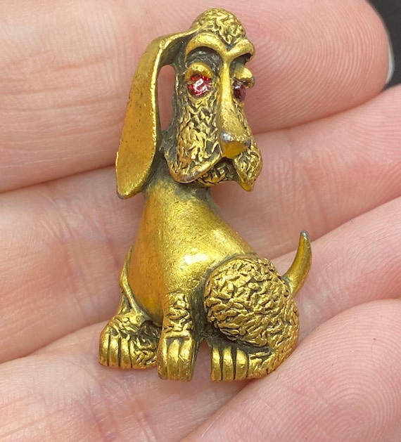 Vintage Basset Hound Bloodhound Dog Pin