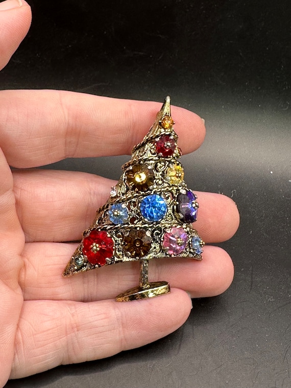 Vintage Weiss Rhinestone Christmas Tree Pin