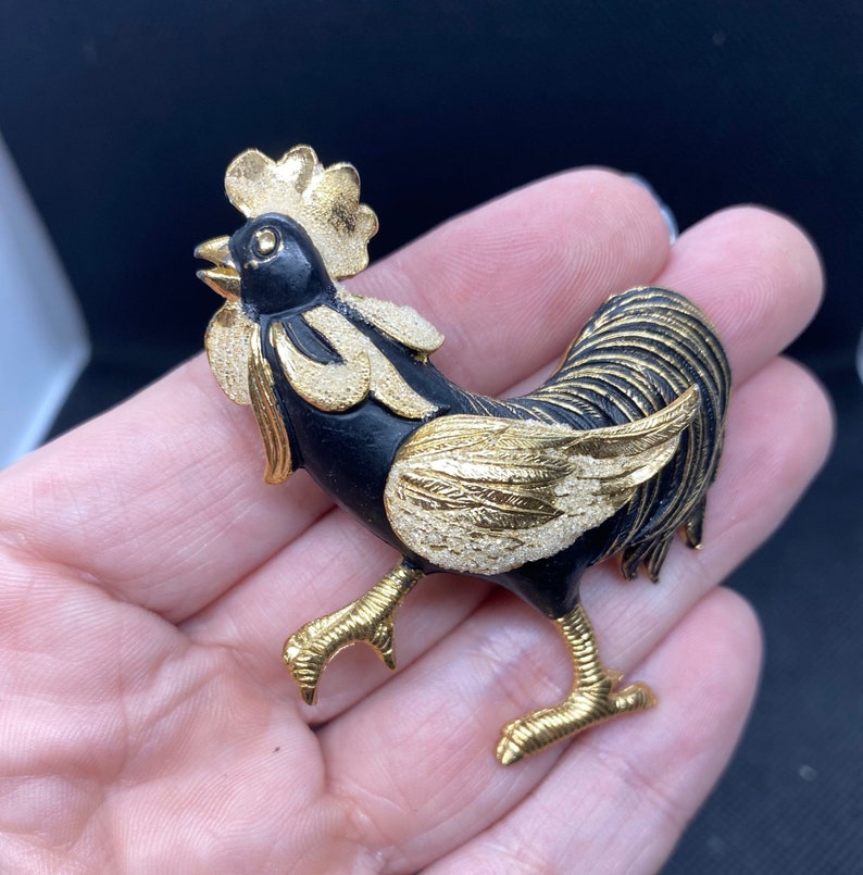Vintage Enamel Rooster Pin