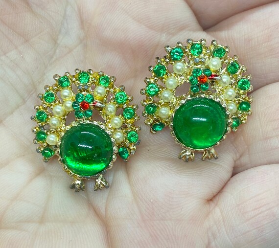 Vintage Emerald Green and Faux Pearl Peacock Pins wit… - Gem