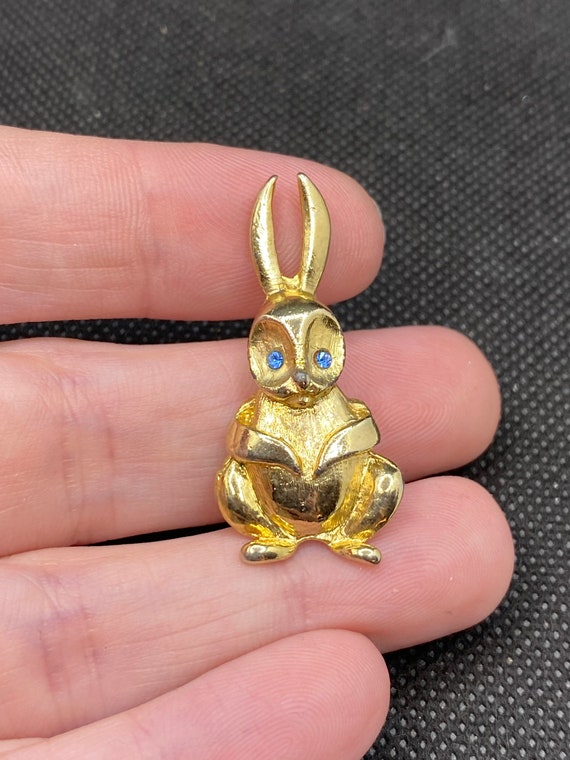 Vintage Easter Bunny Rabbit Pin - image 1