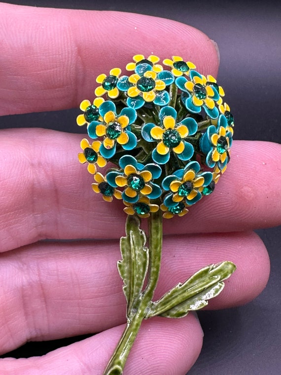 Vintage Enamel Rhinestone Flower Pin - image 2