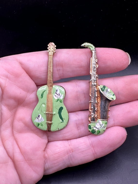 Vintage Pair of Guitar and Saxophone Floral Ename… - image 1