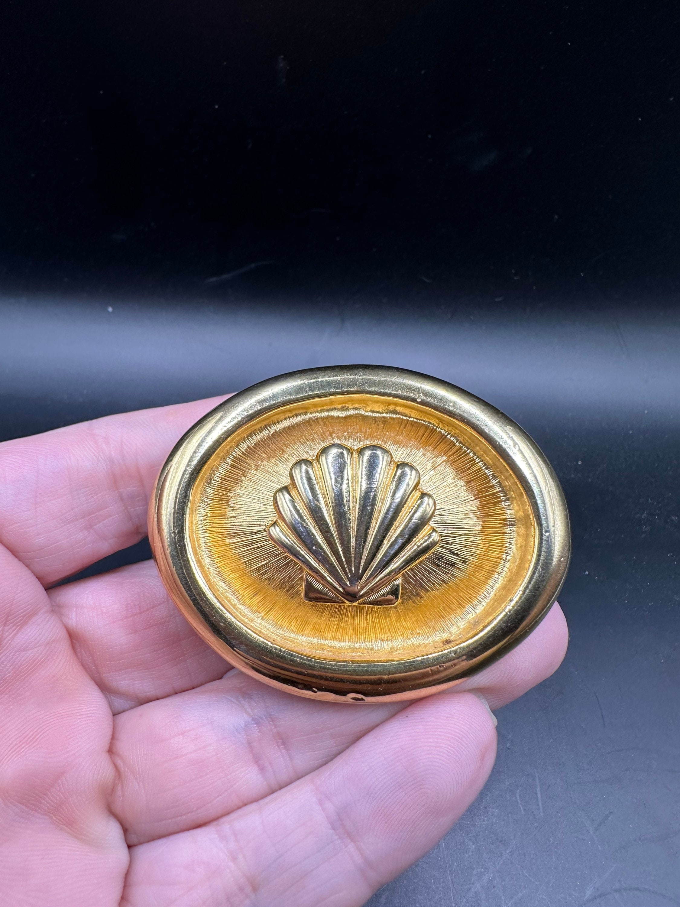 Dotty Smith Gold Tone Sculptural Shell Belt Buckle Textured 4\