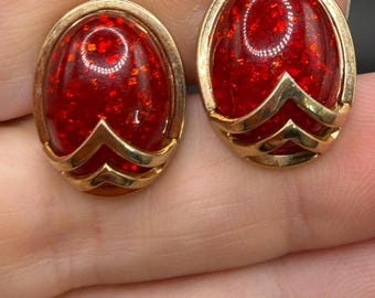Vintage Mid-Century Modern Swank Red Lucite Sparkly Glitter & Gold Tone Cufflinks