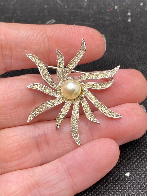 Starburst pin sale
