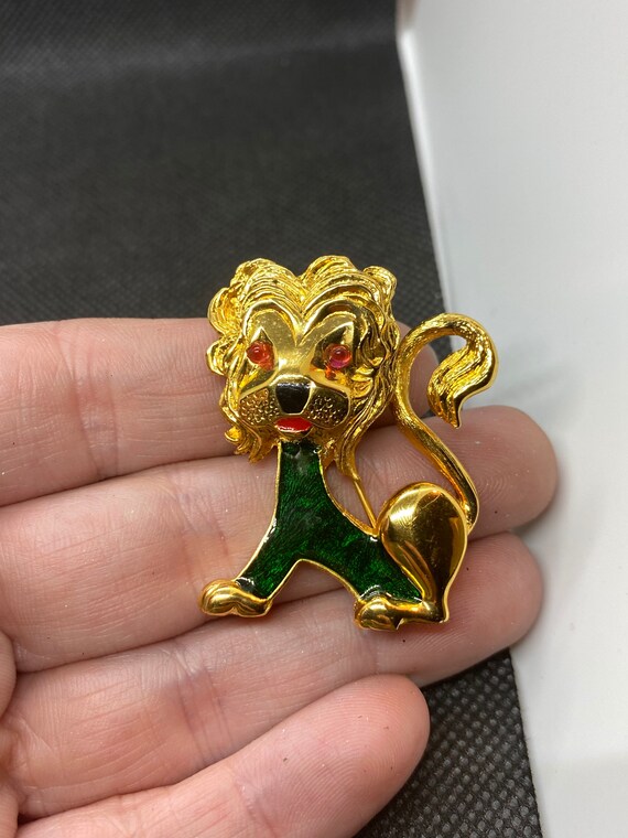 LION Enamel Pin Lion King Simba Mufasa Cub … Gem