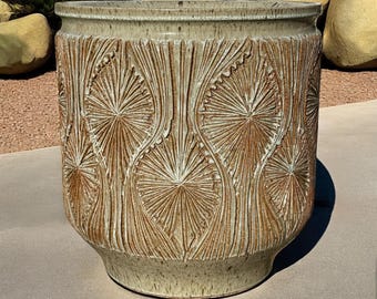 EARTHGENDER Teardrop Sunburst Design Planter David Cressey Robert Maxwell