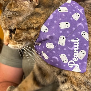 Custom cat bandana, over the collar cat bandana, personalized cat bandana, Halloween ghosts cat bandana, cute cat bandana