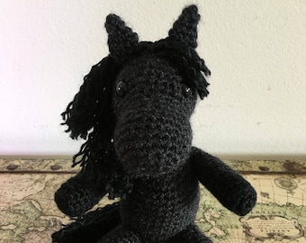MÖNSTER Virkad Zodiac Häst Amigurumi