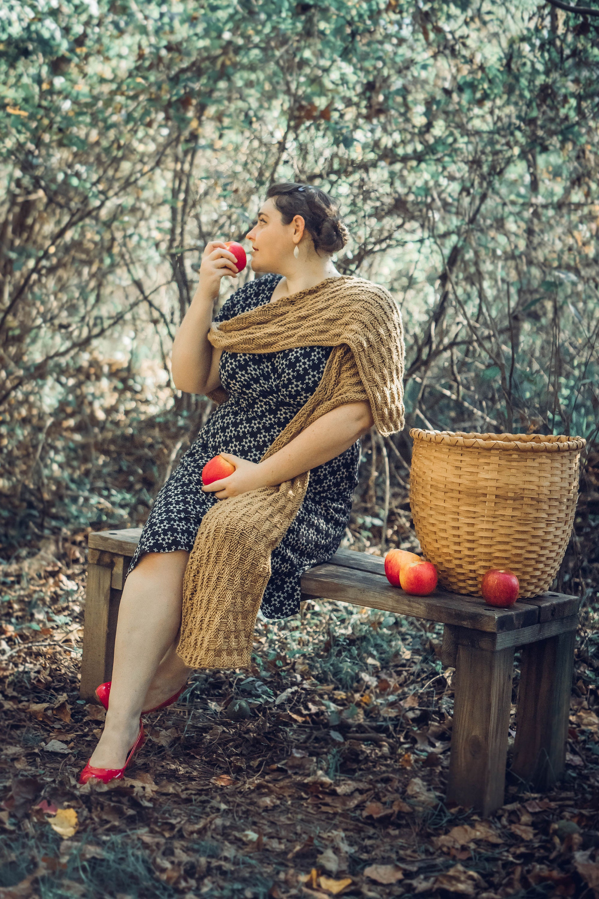 PATTERN Nicholson Hollow Wrap